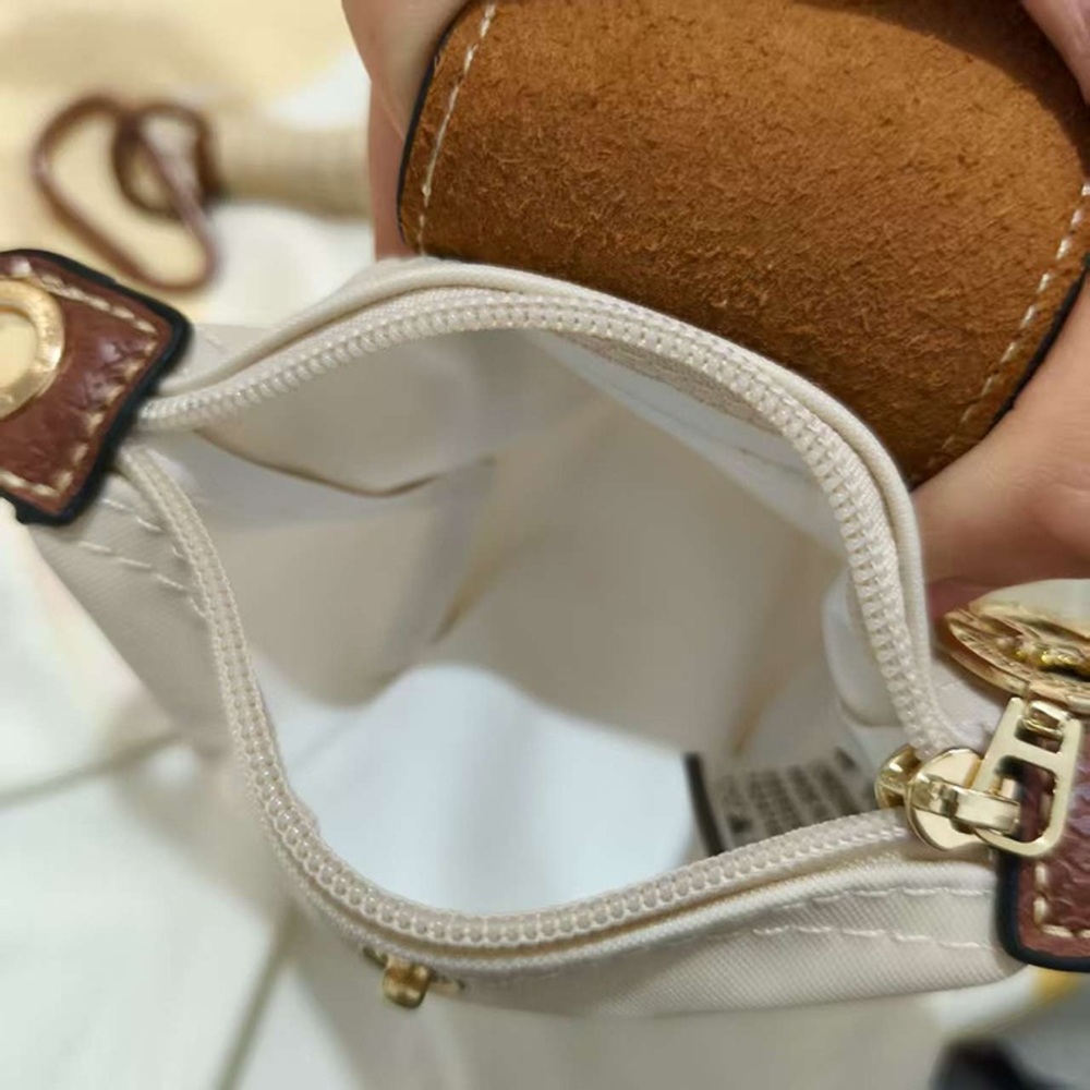 Longchamp Portable Off-White And Brown Mini Coin Purse - Picture 5 of 8